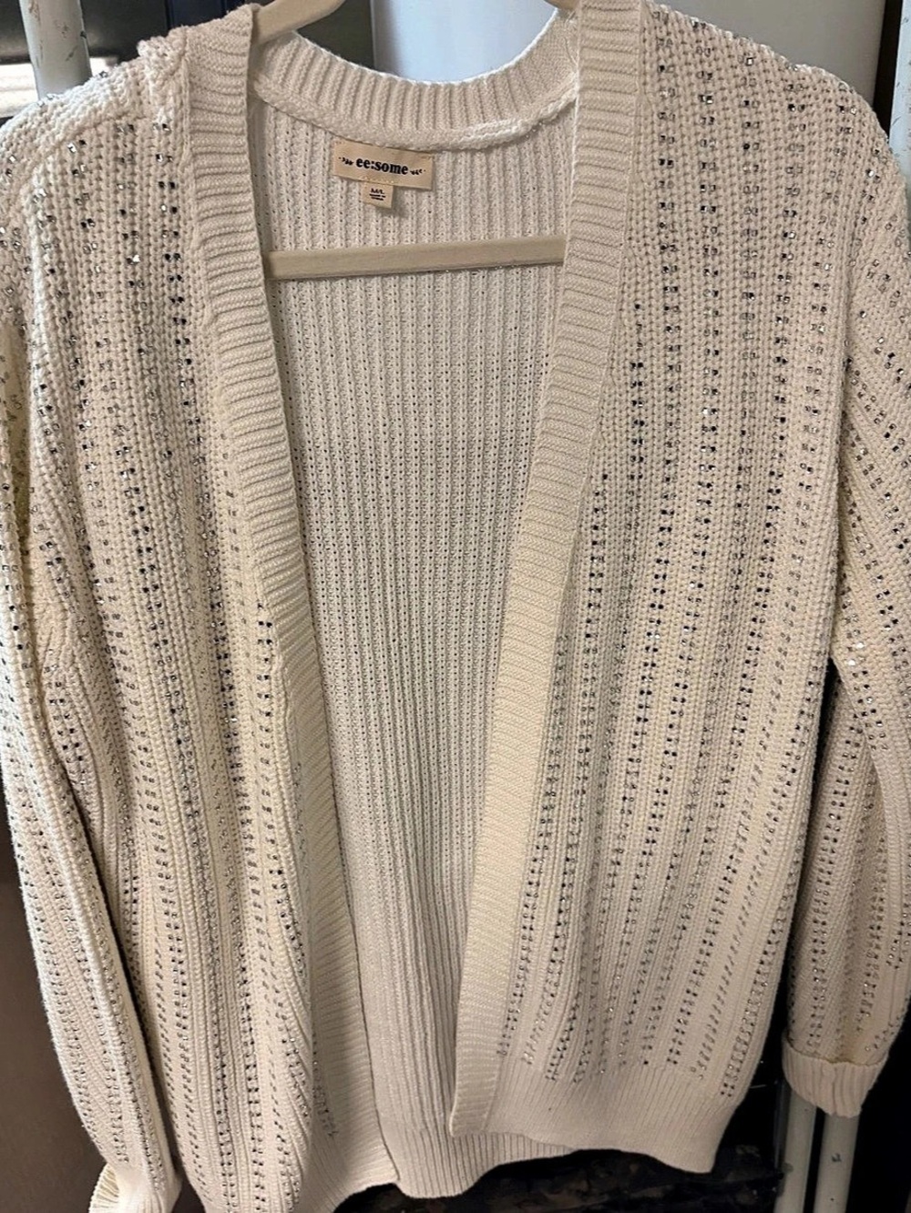 EE Esome Women's Cream Striped Knit Sweater Like New